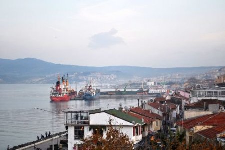 Mudanya İskelesi'nin Yükü Arttı