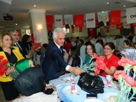 Mudanya'da CHP'li kadınlar bahara 'merhaba' dedi