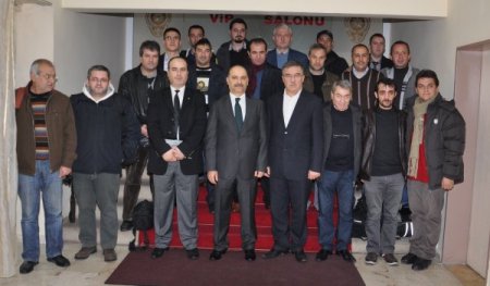 Müdür Karataş: Büroda çalışanları sokağa aldık, öncelikle polislik yapacağız