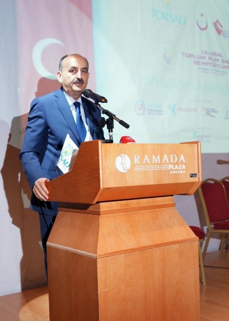 Müezzinoğlu: 'Bu sokakta hayat var' denilen yerlerde gençler için hayat yok