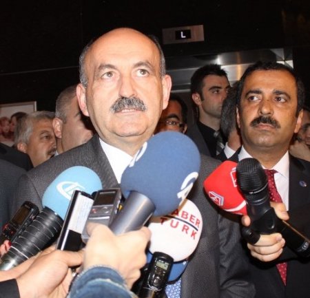 Müezzinoğlu: Reyhanlı saldırısı üzerinden birileri kamuoyunu tahrik ediyor