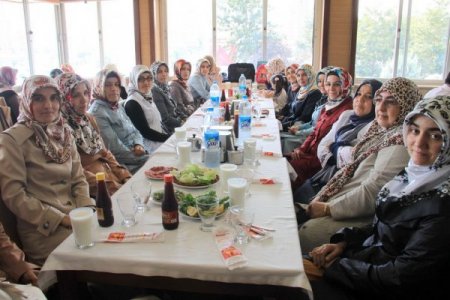 Müftü Gökce: Din görevlileri çok ulvi bir görev yapıyor