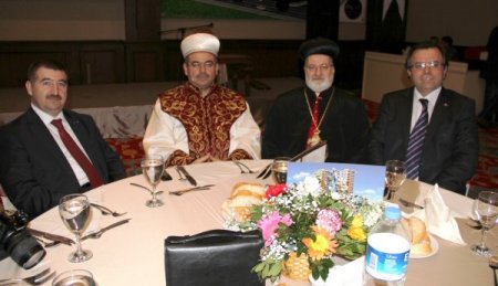 Müftü ve Metropolit, Somali’de birlikte su kuyusu açacak