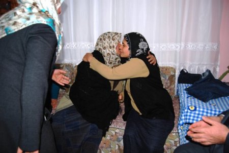 Müftülük, aynı apartmanda 5 yıl küs yaşayan iki aileyi barıştırdı