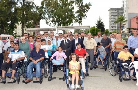 Müftülükten engellilere 150 tekerlekli sandalye