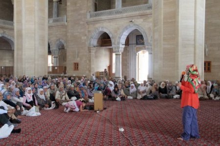 Müftülükten kadınlara özel hac semineri