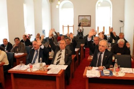 Muğla Belediyesi 2012 yılı faaliyet raporu oy çokluğuyla onaylandı