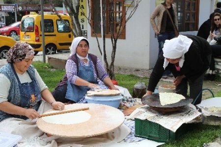 Muğla İl Emniyet Müdürlüğü kermes düzenledi