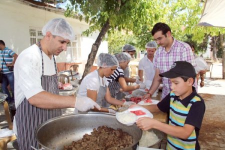 Muğla İmam Hatip Lisesi Mezunları Pilav Gününde Buluştu