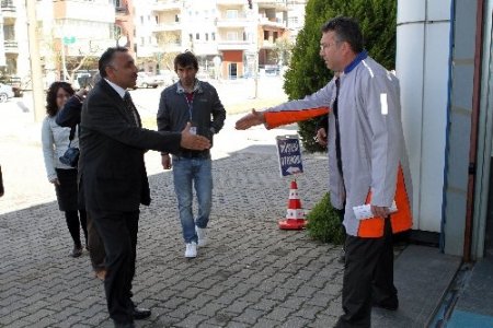 Muğla İş-Kur Müdürlüğü yönetcileri esnafları ziyaret etti