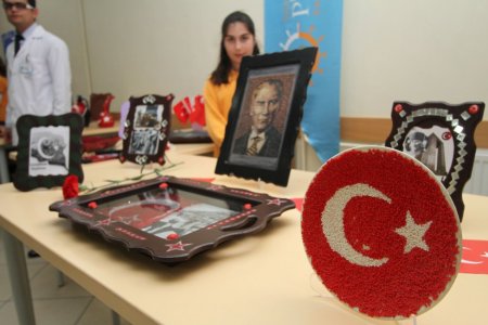 Muğla Piri Reis İlköğretim öğrencileri Çanakkale sergisi açtı