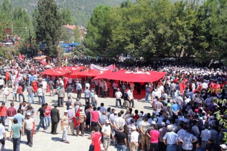 Muğla şehidini dualarla son yolculuğuna uğurlandı