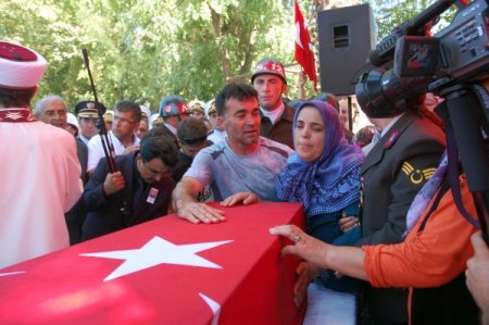 Muğla şehidini dualarla son yolculuğuna uğurlandı