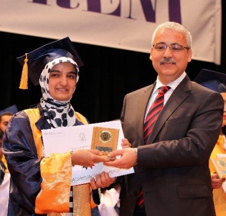 Muğla Üniversitesi’nde mezuniyet sevinci