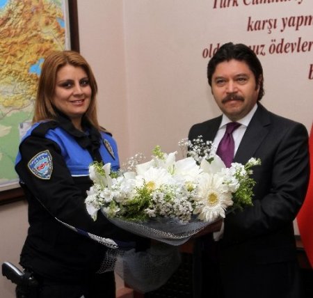 Muğla Valisi Şahin: Emniyet birimleri takdire şâyan işler yapıyor