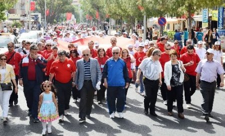 Muğla'da 20 ülkeden gençler yürüdü