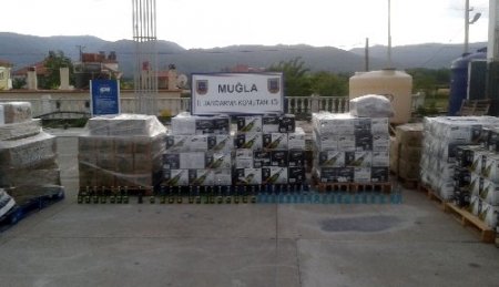 Muğla’da 30 bin şişe bayat içki ele geçirildi