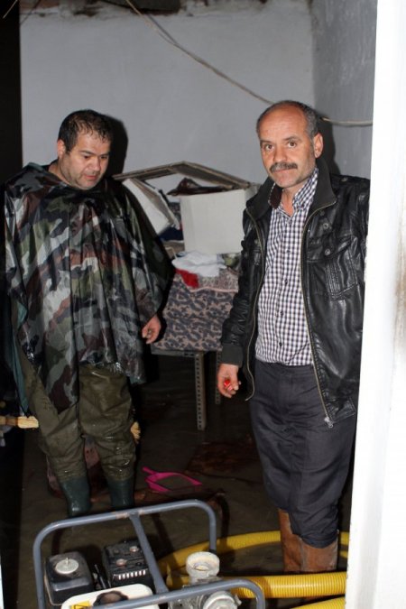 Muğla’da birçok ev sular altında kaldı