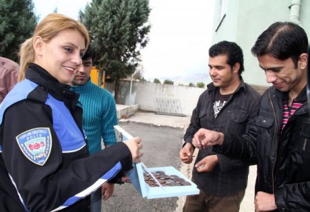 Muğla'da kaçaklarla bayramlaşma töreni