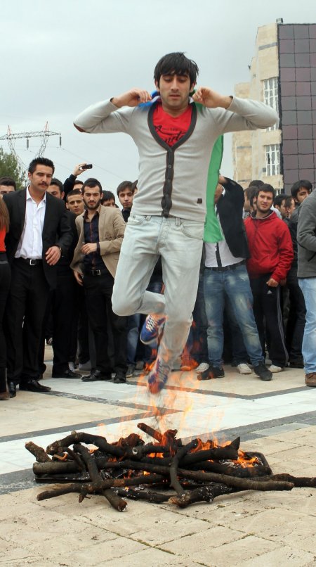 Muğla’da Nevruz kutlamaları renkli görüntülere sahne oldu