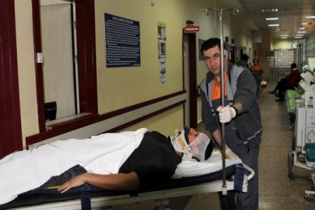 Muğla'da sağanak yağmur günlük hayatı olumsuz etkiliyor