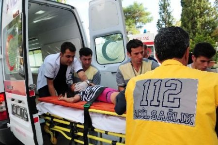 Muğla'da Trafik Kazası: 2 Yaralı