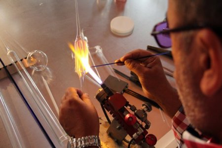 Muğla’daki cam kursuna hanımlar büyük ilgi gösteriyor