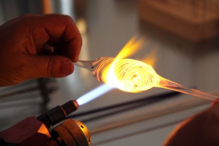 Muğla’daki cam kursuna hanımlar büyük ilgi gösteriyor