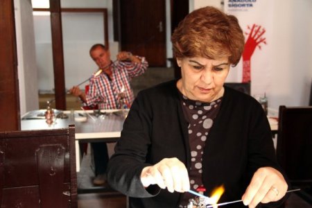 Muğla’daki cam kursuna hanımlar büyük ilgi gösteriyor