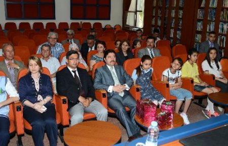 Muğla’daki kitap okuma yarışmasınına ödülleri verildi