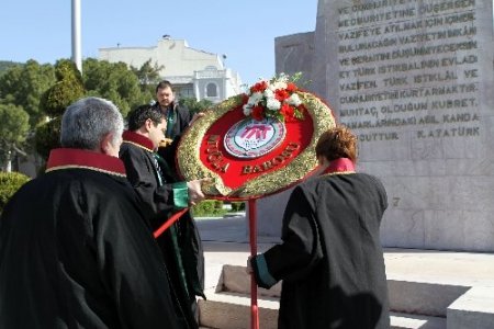 Muğlalı avukatlar, Avukatlar Günü'nü kutladı