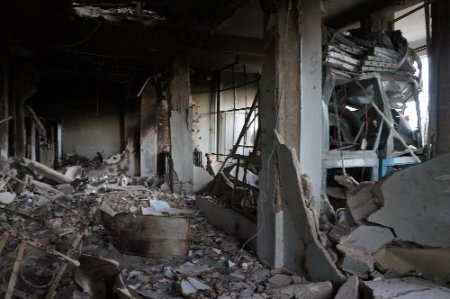 Muhaliflerin kontrolündeki Rasulayn’da çatışmaların izleri olduğu gibi duruyor