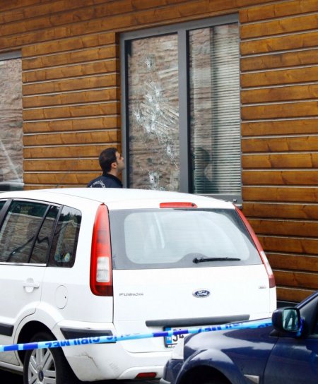 Muhasebe bürosuna kurşun yağmuru