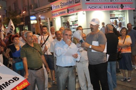 Mühendis ve mimarlardan meşaleli yürüyüş