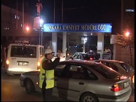 Mühimmat Yüklü Kamyondaki Bombaların Seri Numaraları Silinmiş