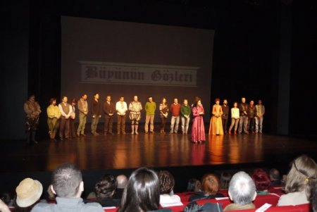 Muhsin Ertuğrul Sahnesi’nde ‘Büyünün Gözleri’nin galası gerçekleşti