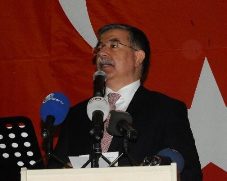 Muhsin Yazıcıoğlu ve arkadaşları gözyaşlarıyla anıldı