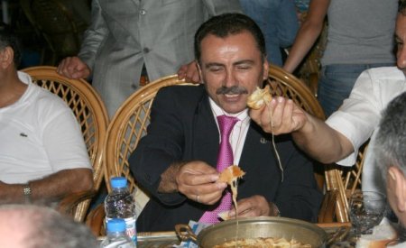 Muhsin Yazıcıoğlu’nun Bilinmeyen Fotoğrafları Rize'de Sergilendi