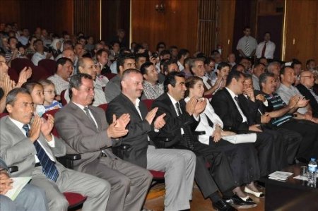 'Muhtaç olduğumuz değerlerin inşası için önce gönüllere hitap edilmeli'