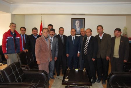 Muhtarlar Kaymakam Sevgili'yi Ziyaret Etti
