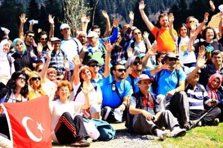 Muhteşem manzaranın keyfini çıkardılar