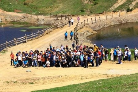 Muhteşem manzaranın keyfini çıkardılar