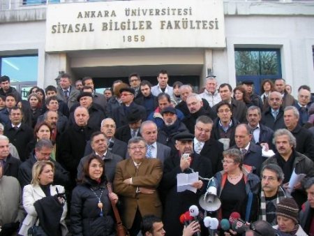 Mülkiyeliler Birliği: Öğrencilerin Arkasındayız