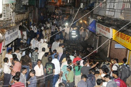 Mumbai’deki Bombalı Saldırılarda Ölü Sayısı 20’e Yükseldi