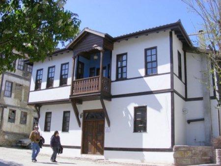 Mümkünlü’den Ev Almak İçin Sıraya Girdiler