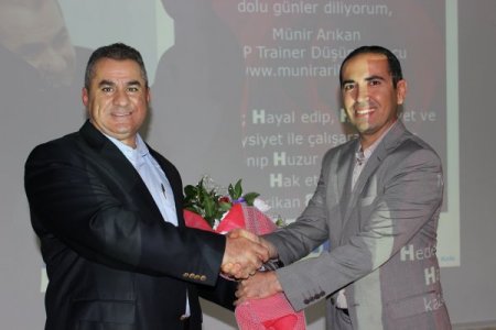 Münir Arıkan, KALİDER'in davet ettiği öğretmenlere konuştu