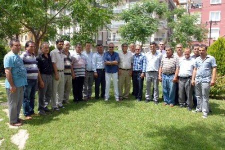 Muratpaşa ilçesinde yenilenen taksi duraklarından esnaf memnun