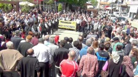 Mürsel Gülmez Tiyatro Festivali başladı