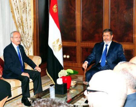 Mursi, Kılıçdaroğlu'nu Mısır'a davet etti