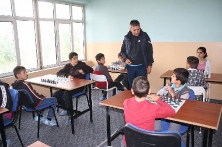 Muş Hasköy’de satranç turnuvası düzenlendi